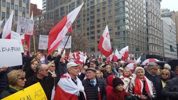 Protesty Polonii przeciwko ustawie 447