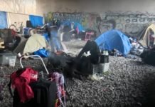 homless tent in Canada