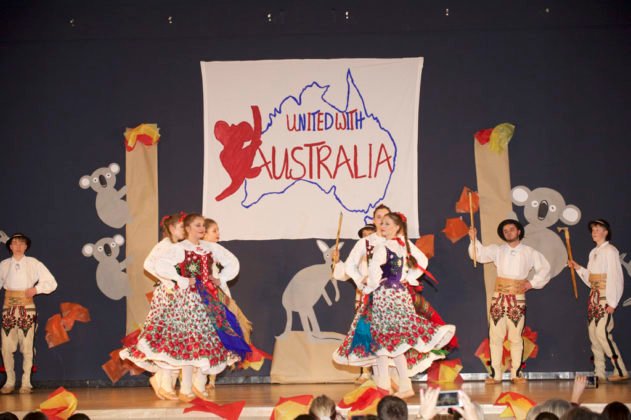 Zdjecia z koncertu charytatywnaego "United with Australia" ktory odbyl sie w Domu Polskim Calgary. 35