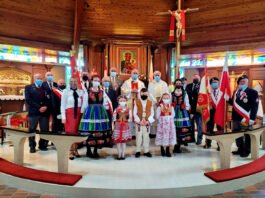 Święto Flagi 2021 Parafia Matki Bożej Królowej Pokoju Calgary