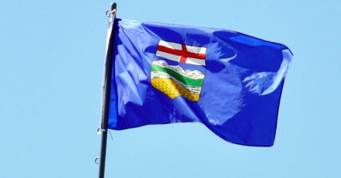 Jeszcze tylko pięć dni, zanim nadejdzie 1 lipca, a Alberta stanie się pierwszą prowincją w Kanadzie, która usunie ograniczenia COVID-19! 1