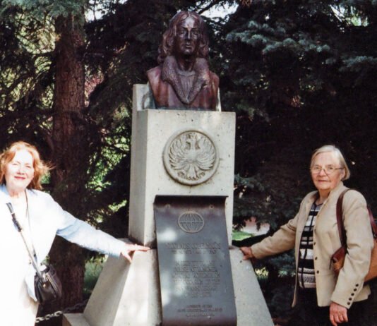 Pomnik Mikolaja Kopernika w Calgary
