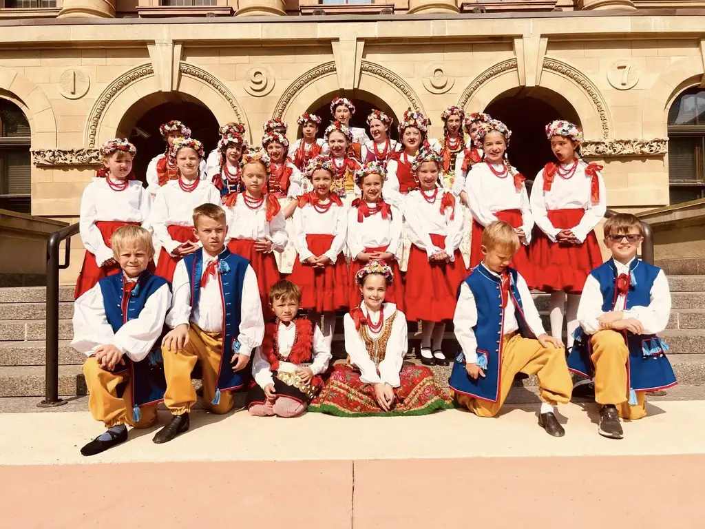 Polska flaga dumnie powiewa w Calgary, Polish - Canadian Heritage Day 2025 2 Polska flaga dumnie powiewa w Calgary, Polish - Canadian Heritage Day 2025 2
