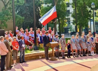 Polska flaga dumnie powiewa w Calgary, Polish - Canadian Heritage Day 2025