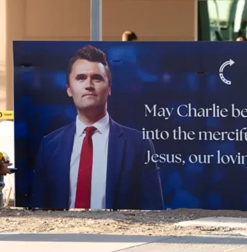 Tragiczna śmierć Charliego Kirka – obrońcy wartości chrześcijańskich i charyzmatycznego mówcy