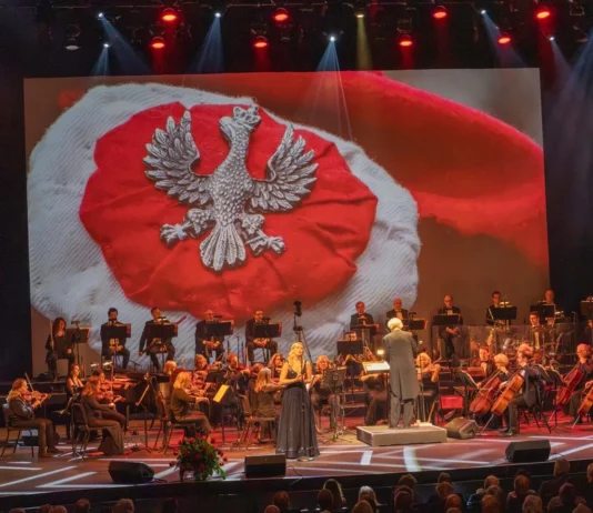 Wielki koncert Maestro Rozbickiego POLISH TENORS and VIVA w Mississaudze.