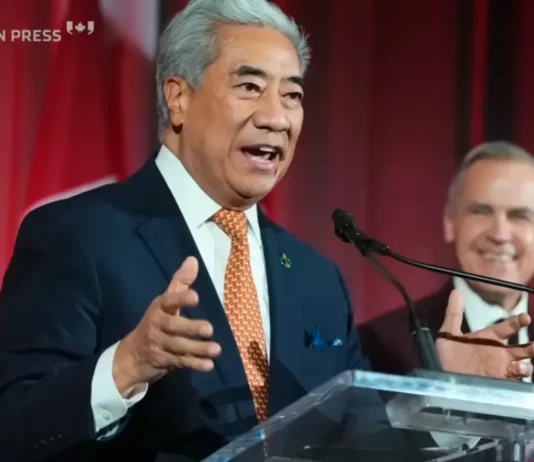 Michael Ma crosses the floor