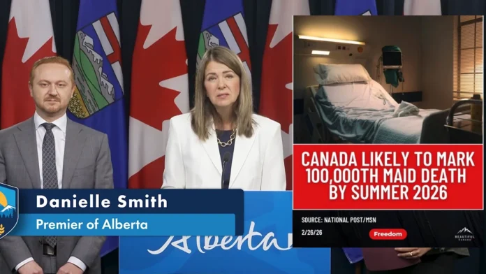 maid alberta top Premier Alberty Danielle Smith wraz ze swoim rządem przedstawiła projekt ustawy, który ograniczyłby dostęp do pomocy medycznej w umieraniu
