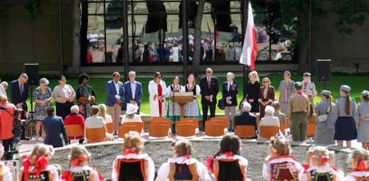 Dzień Dziedzictwa Polsko-Kanadyjskiego 2026 – uroczystość podniesienia flagi w Calgary. Polish Canadian Heritage Day Flag Raising