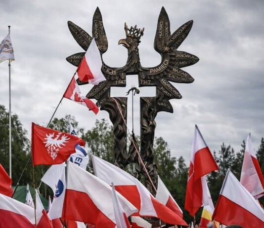 Volhynian Massacres pomnik